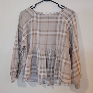 Lightweight checkered long sleeve